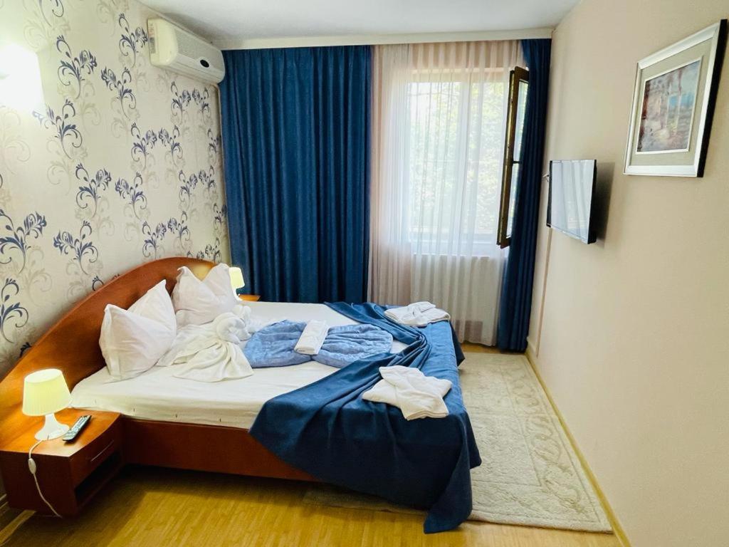 נפטון Hotel Turist מראה חיצוני תמונה