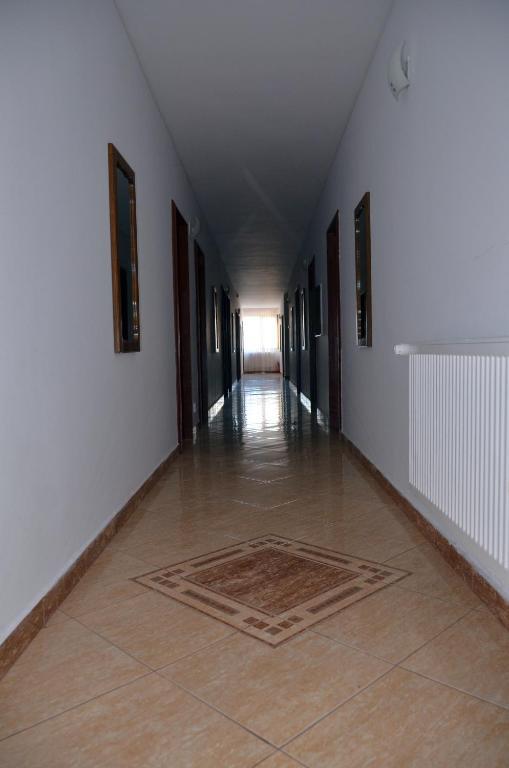 נפטון Hotel Turist מראה חיצוני תמונה